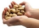 Munch on almonds for a good mood
